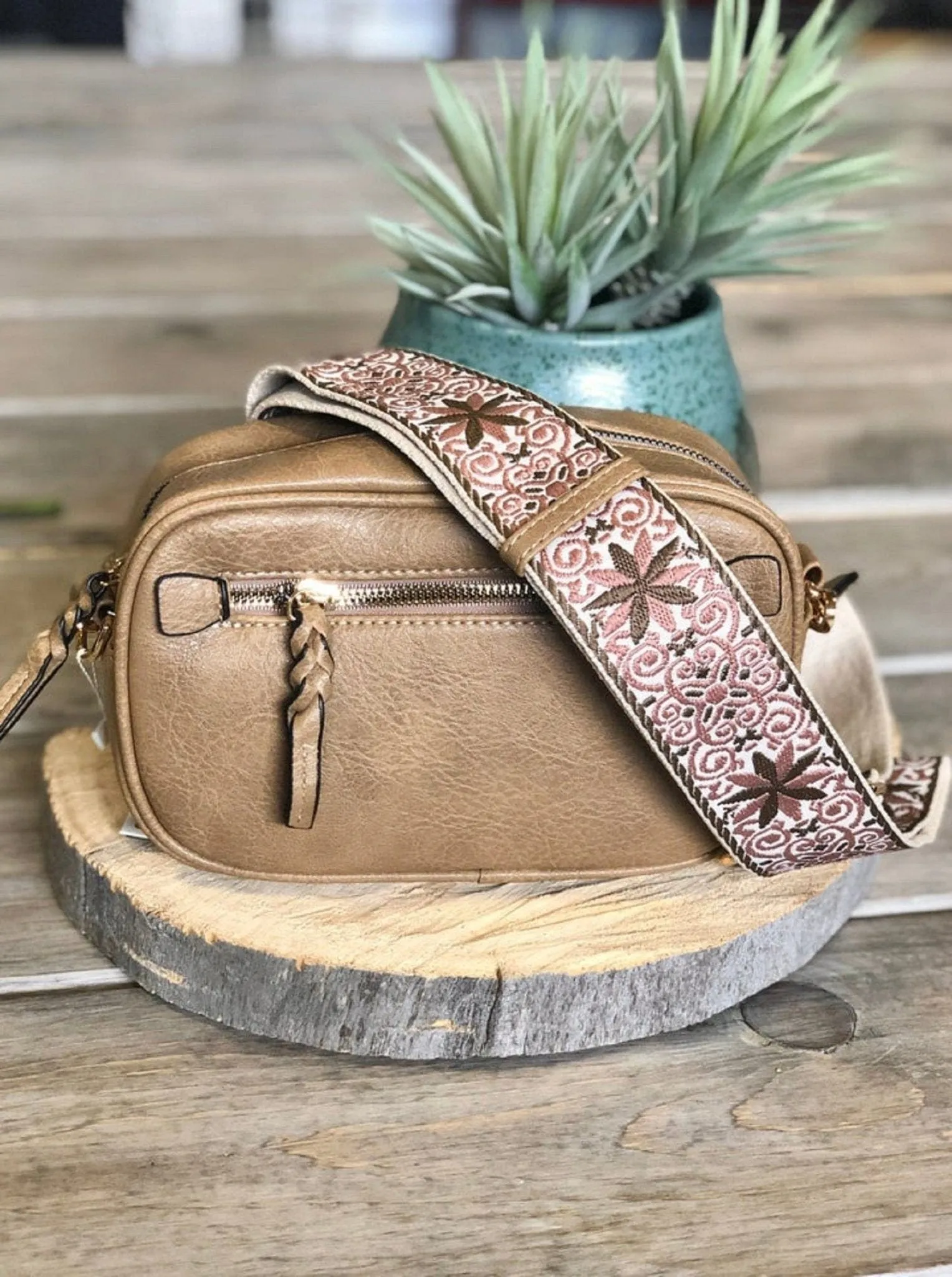 LQF052 Boho Guitar Strap Crossbody Bag