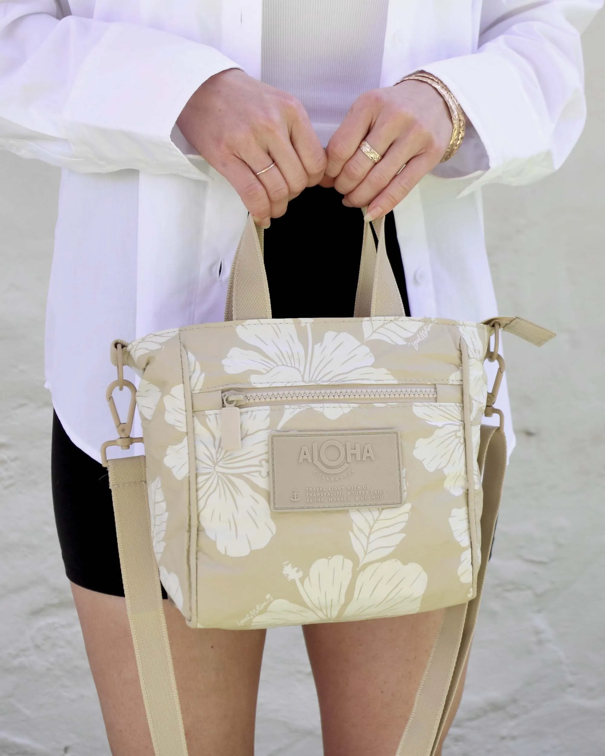 "HIBISCUS STAMP" CROSSBODY | LOCAL MOTION x ALOHA COLLECTION